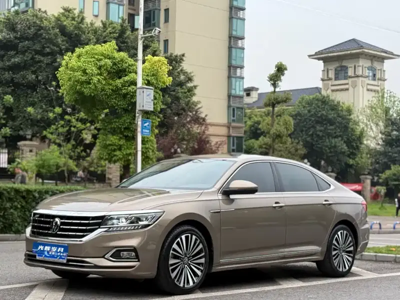 Volkswagen Passat, 2021