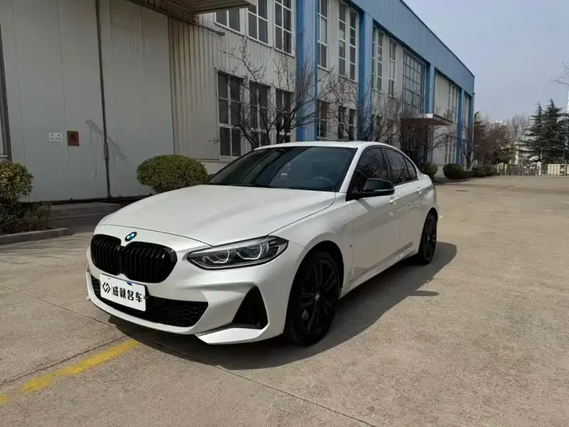 BMW 1 Series, 2023