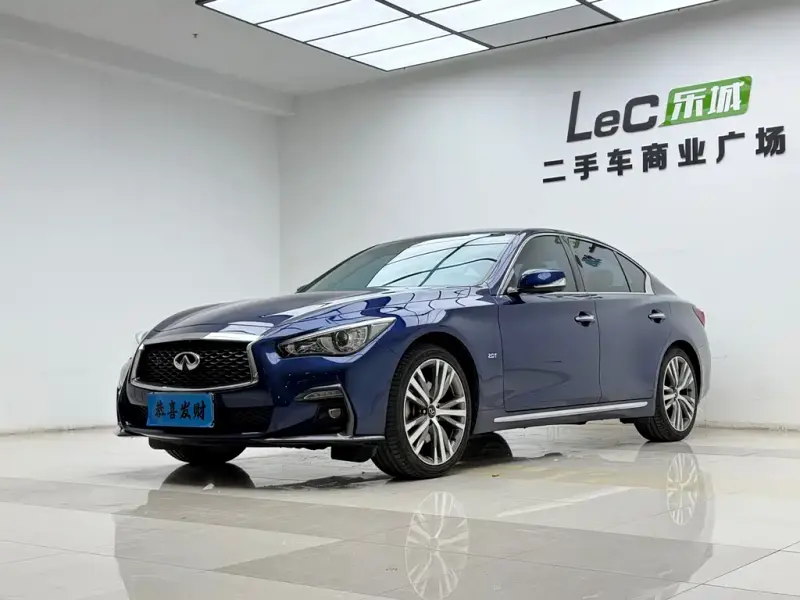 Infiniti Q50L, 2021