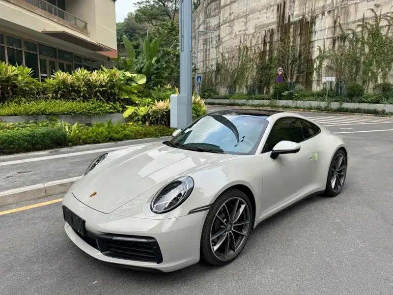 Porsche 911, 2021