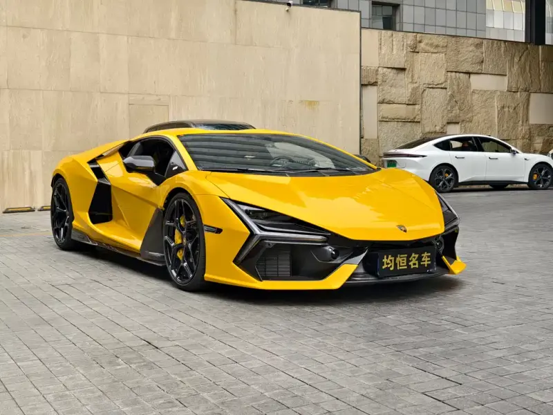 Lamborghini Revuelto, 2025