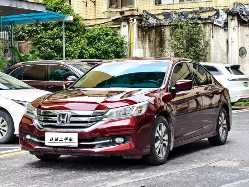 Honda Accord, 2015