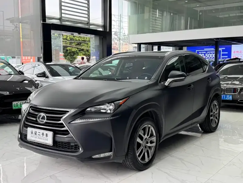 Lexus NX, 2015