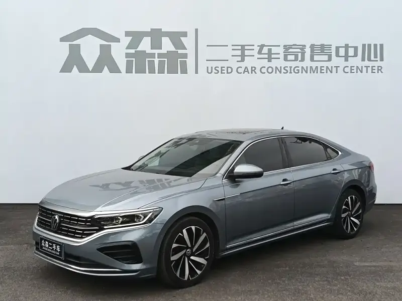 Volkswagen Passat, 2022