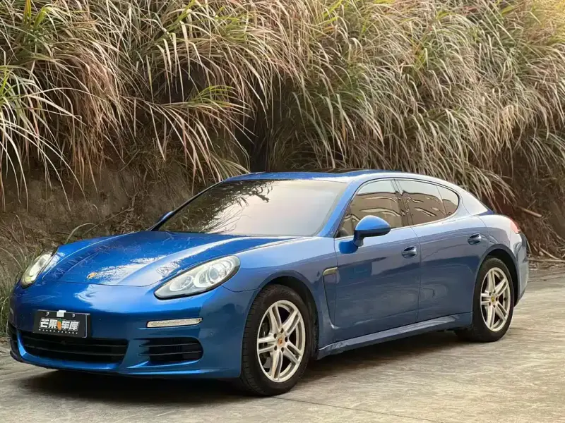 Porsche Panamera, 2016
