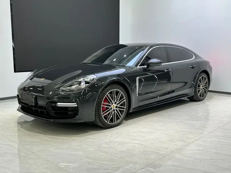 Porsche Panamera, 2020
