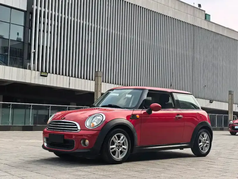 MINI Mini, 2013