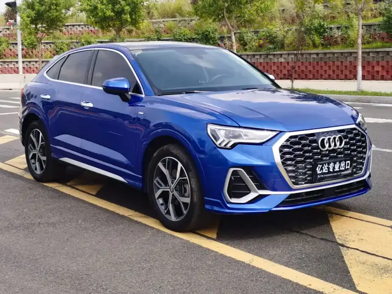 Audi Q3 Sportback, 2021