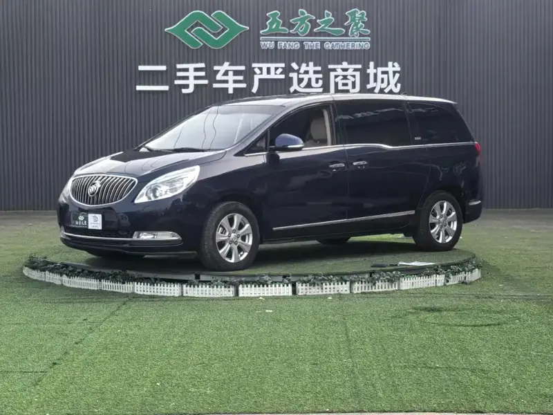 Buick GL8, 2016