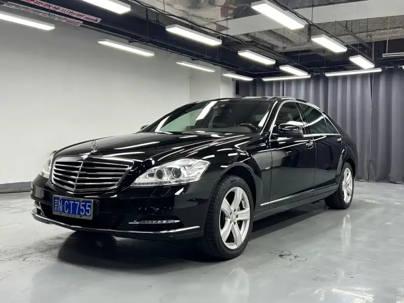 Mercedes-Benz S-Class, 2011