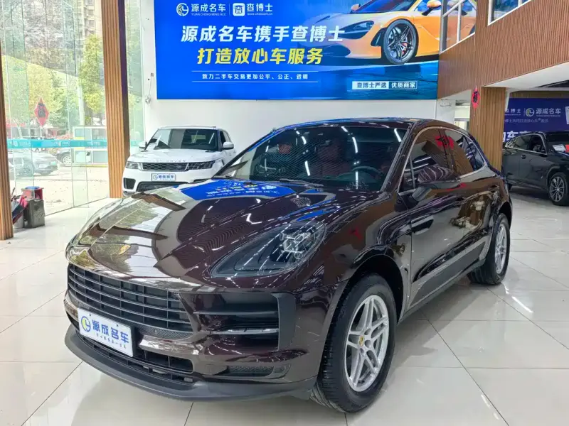 Porsche Macan, 2021
