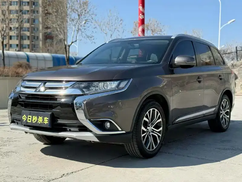 Mitsubishi Outlander, 2018
