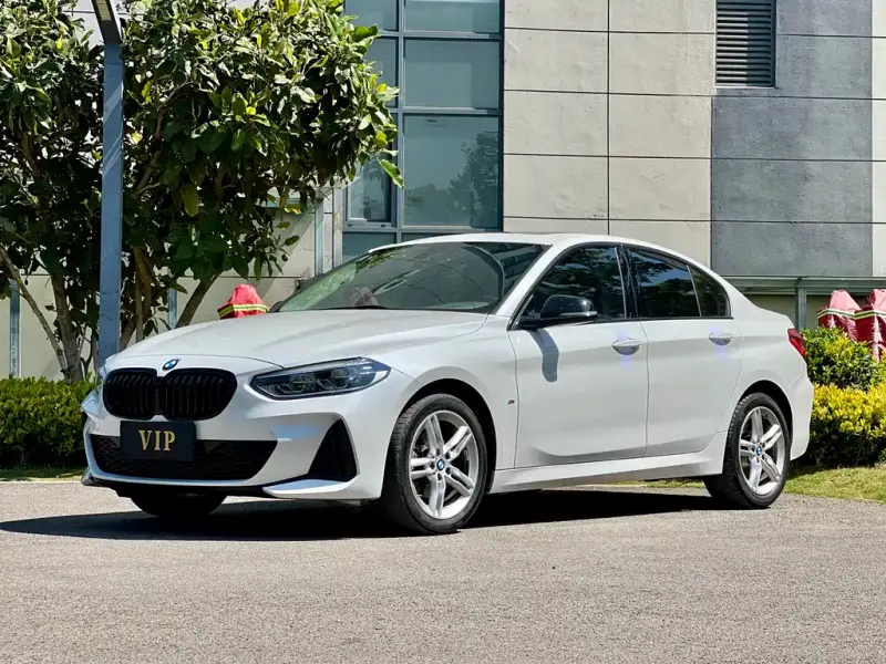 BMW 1 Series, 2021