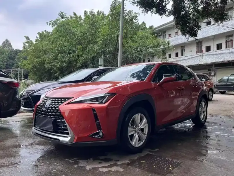 Lexus UX, 2020