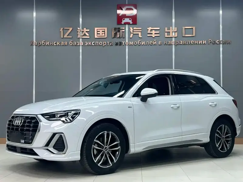 Audi Q3, 2021