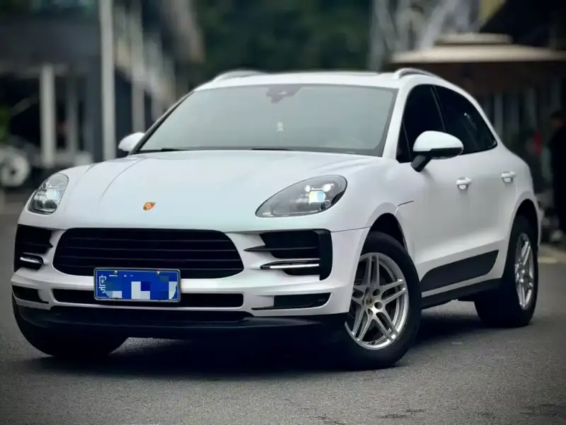 Porsche Macan, 2021