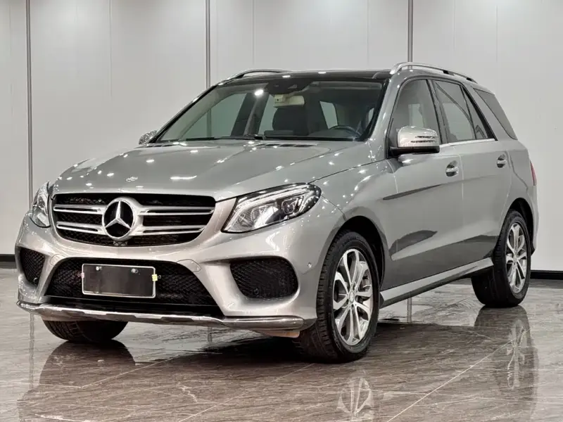 Mercedes-Benz GLE( ), 2016