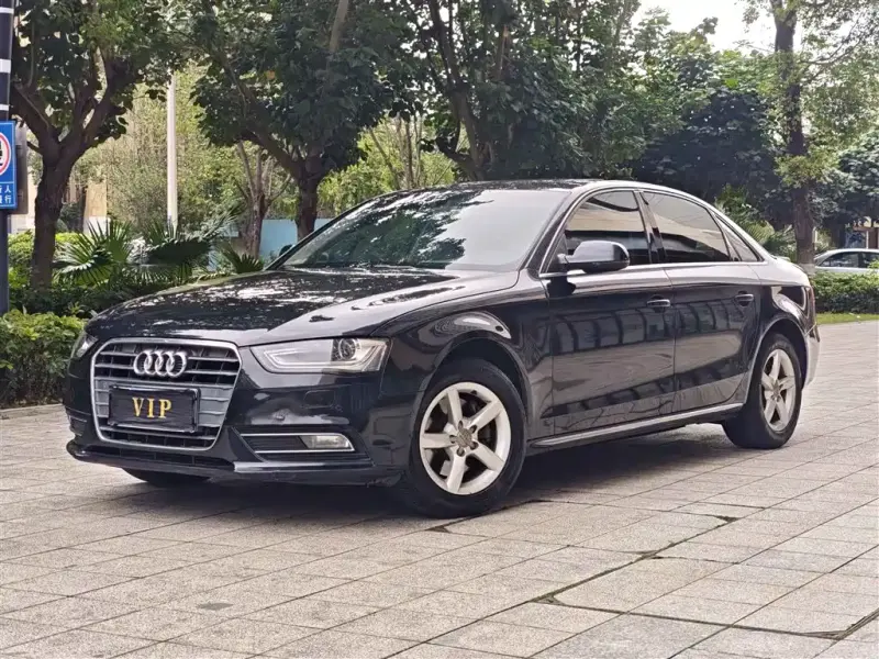 Audi A4L, 2013