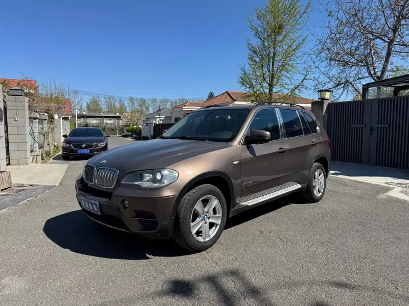 BMW X5 (Import), 2013