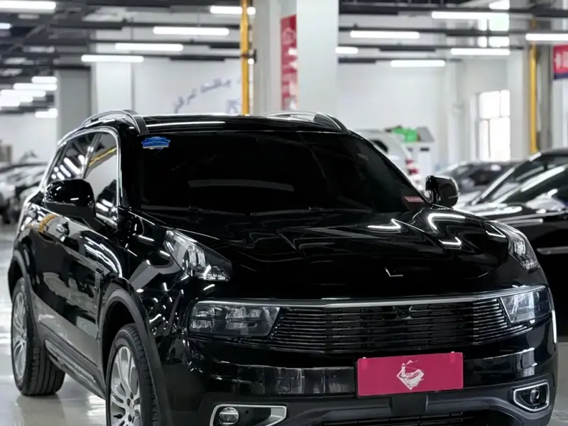 Lynk & Co 01, 2020