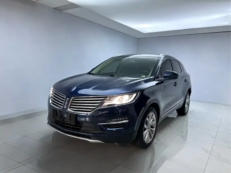 Lincoln MKC, 2017