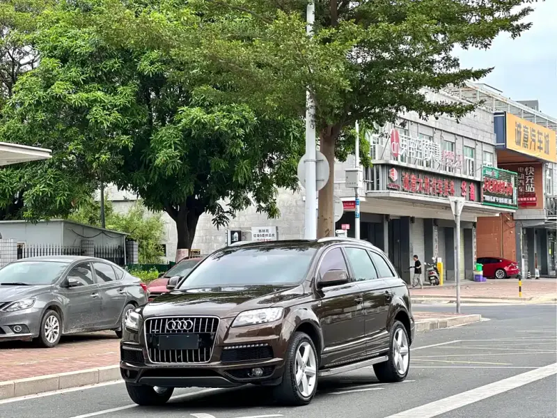 Audi Q7, 2015