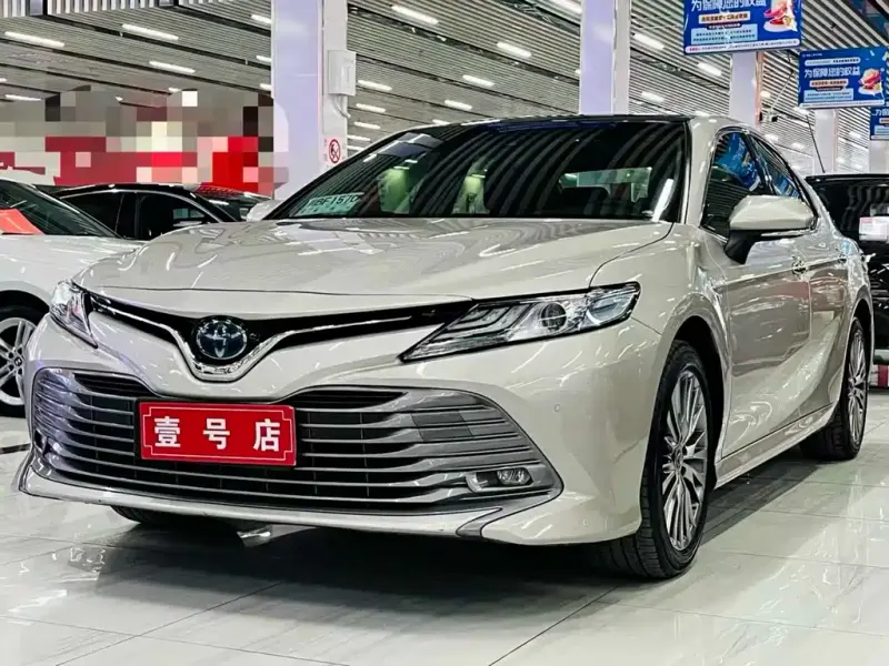 Toyota Camry, 2018