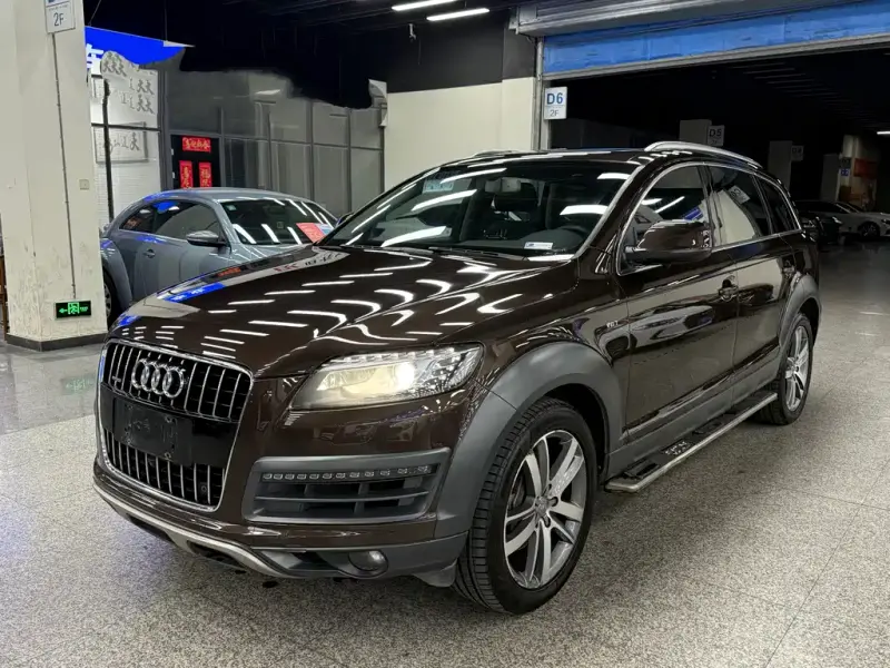 Audi Q7, 2015