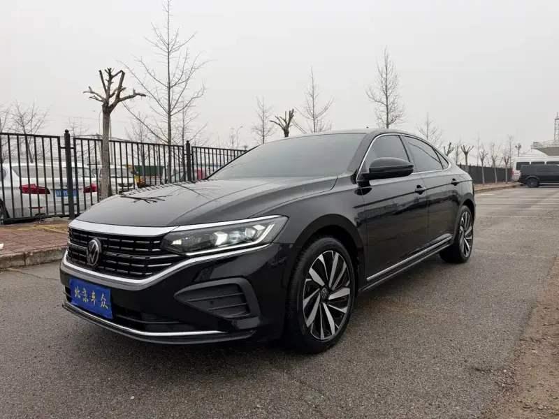 Volkswagen Passat, 2024