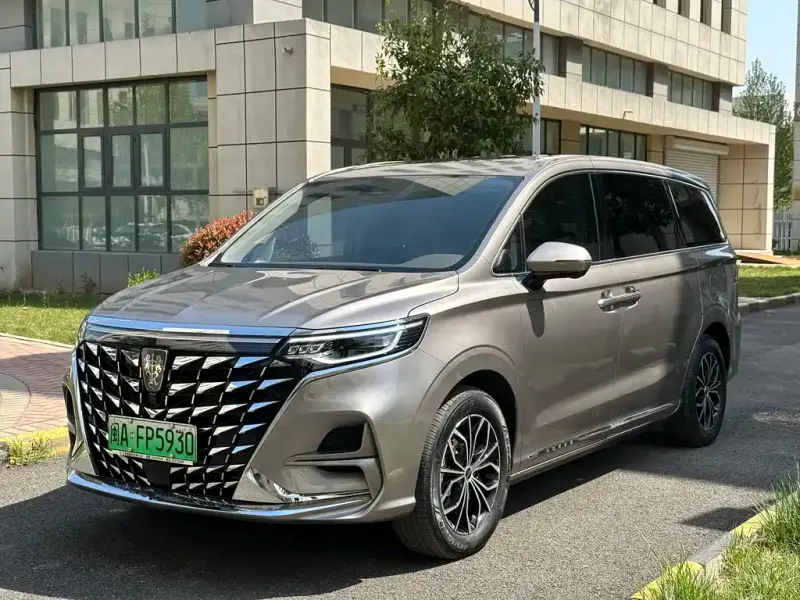 Roewe iMAX8 New Energy, 2025