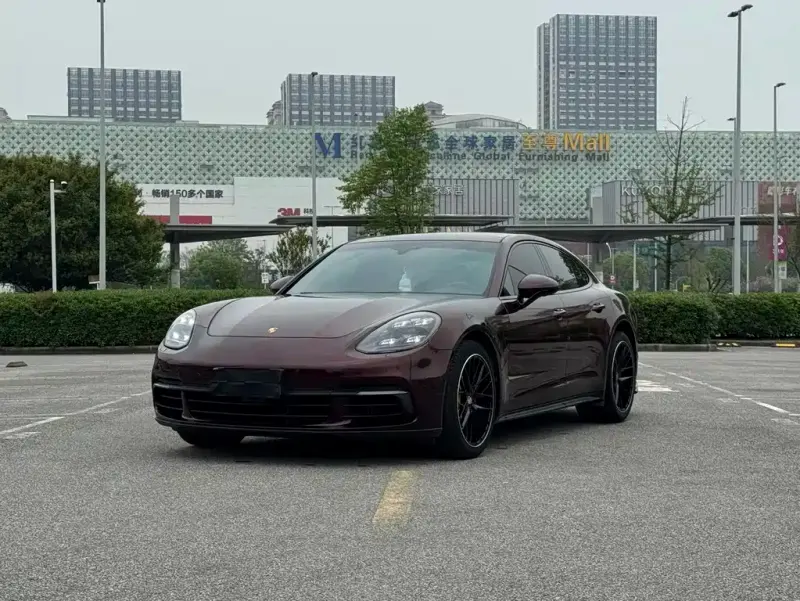Porsche Panamera, 2018
