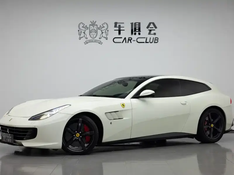Ferrari GTC4Lusso, 2020