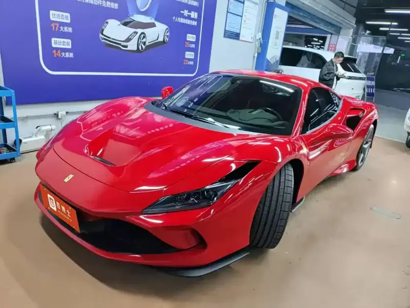 Ferrari F8, 2021