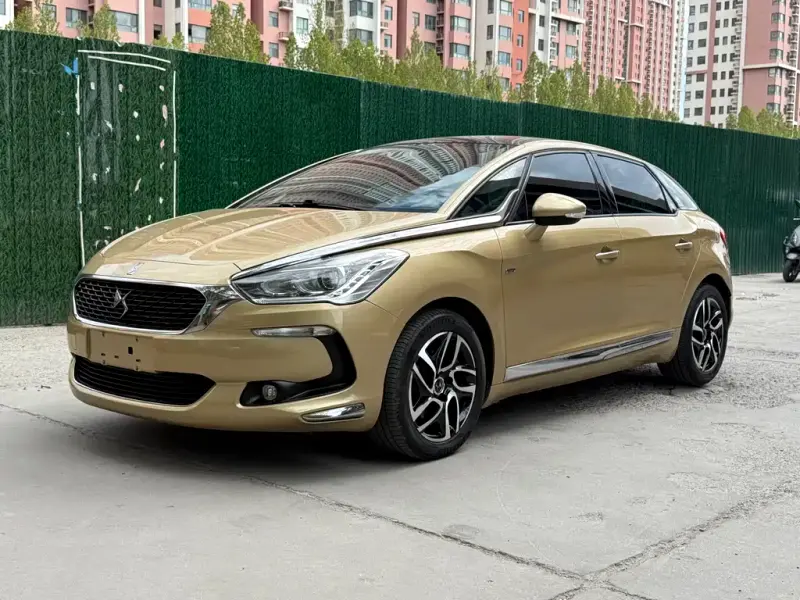 DS 5, 2016