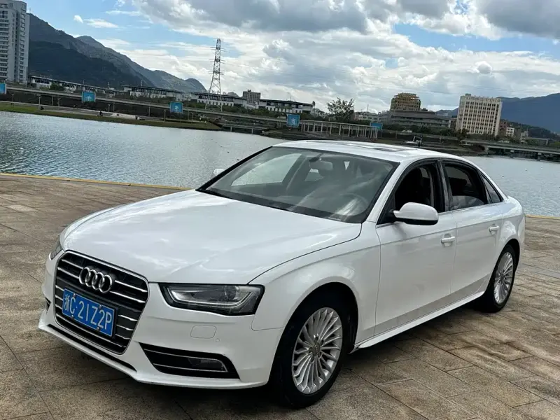 Audi A4L, 2015
