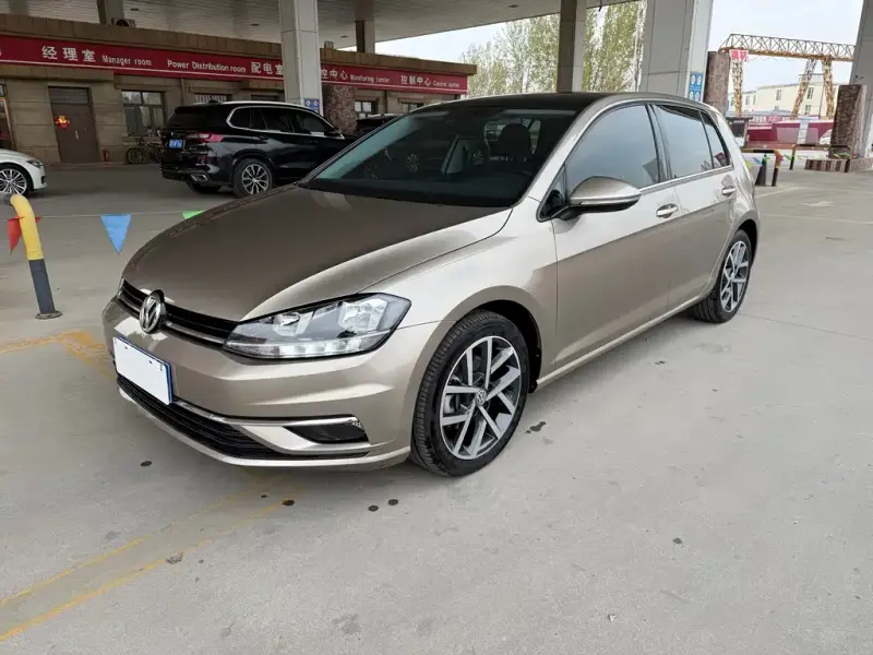 Volkswagen Golf, 2020