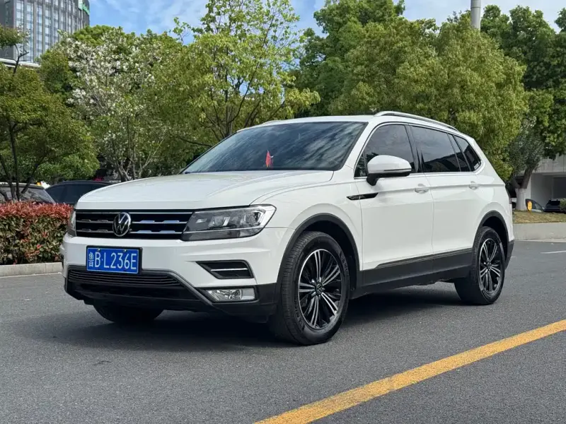 Volkswagen Tiguan L, 2021