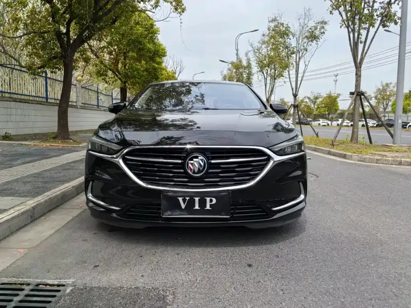 Buick LaCrosse, 2022