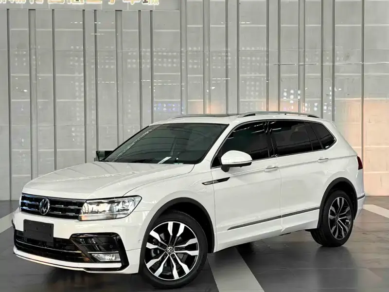 Volkswagen Tiguan L, 2021