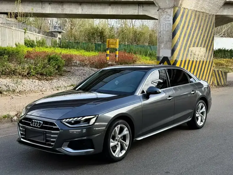 Audi A4L, 2021