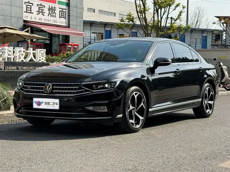 Volkswagen Magotan, 2025
