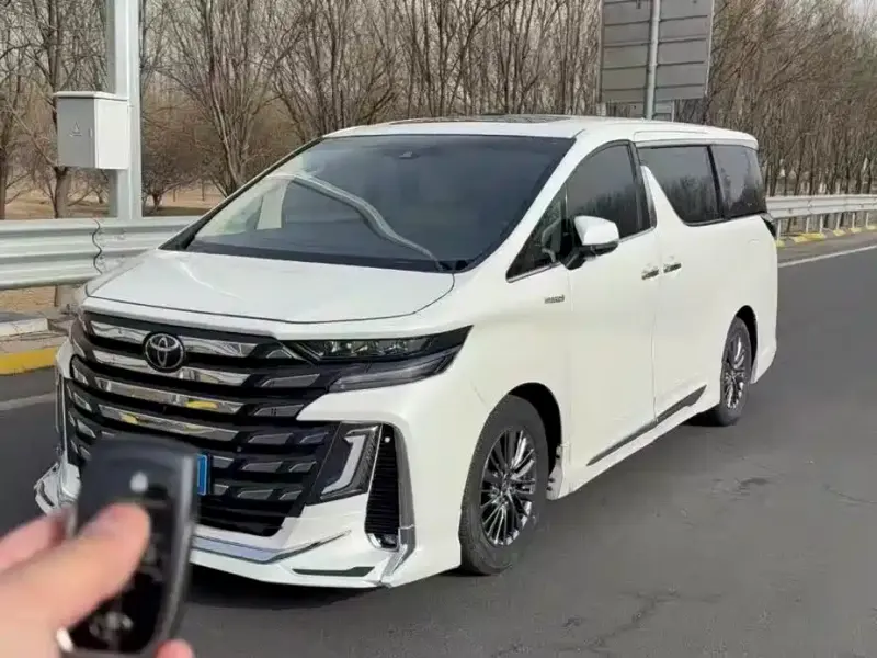Toyota Alphard, 2020