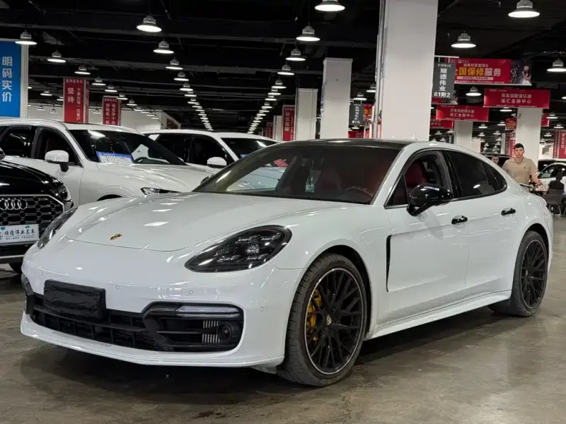 Porsche Panamera, 2020