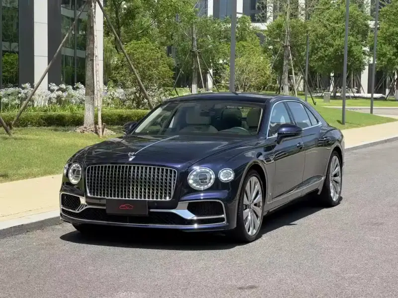 Bentley Flying Spur, 2022