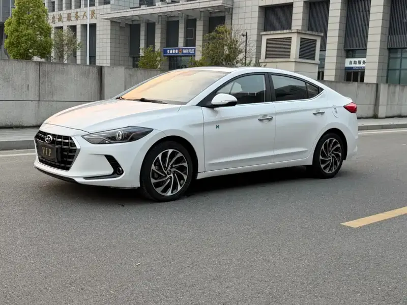 Hyundai Elantra, 2020