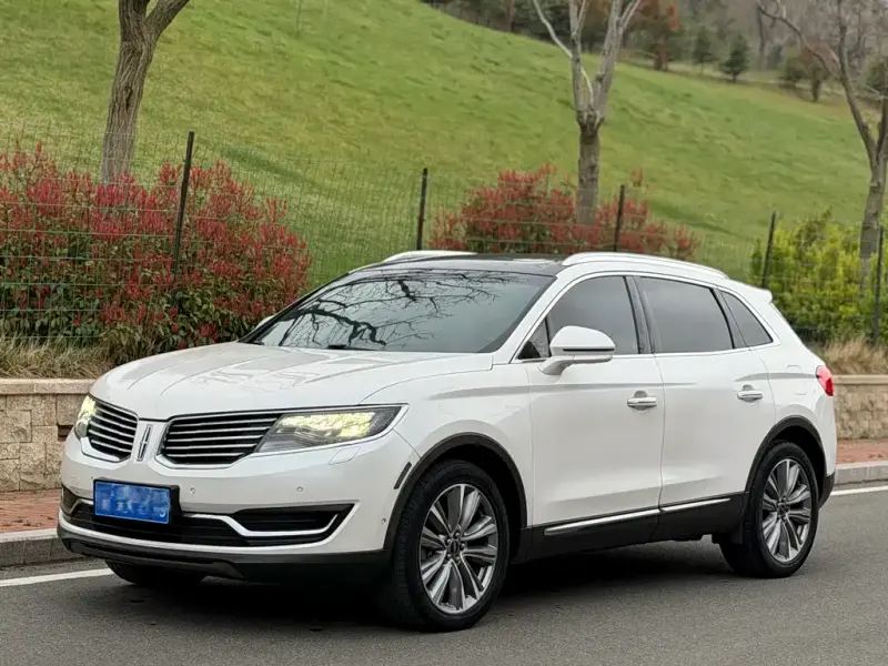 Lincoln MKX, 2016