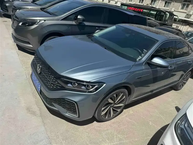 Volkswagen Passat, 2021