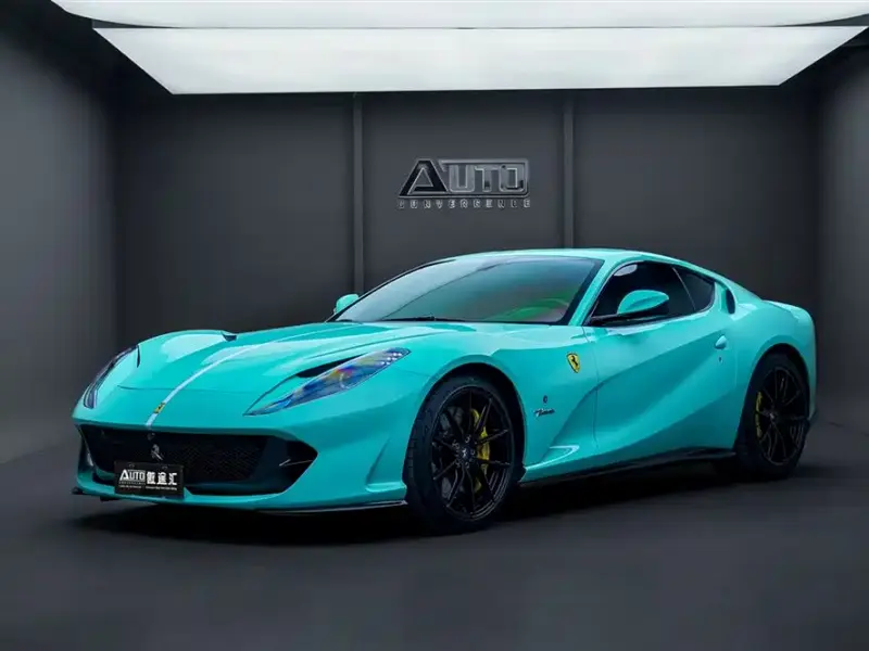 Ferrari 812, 2019