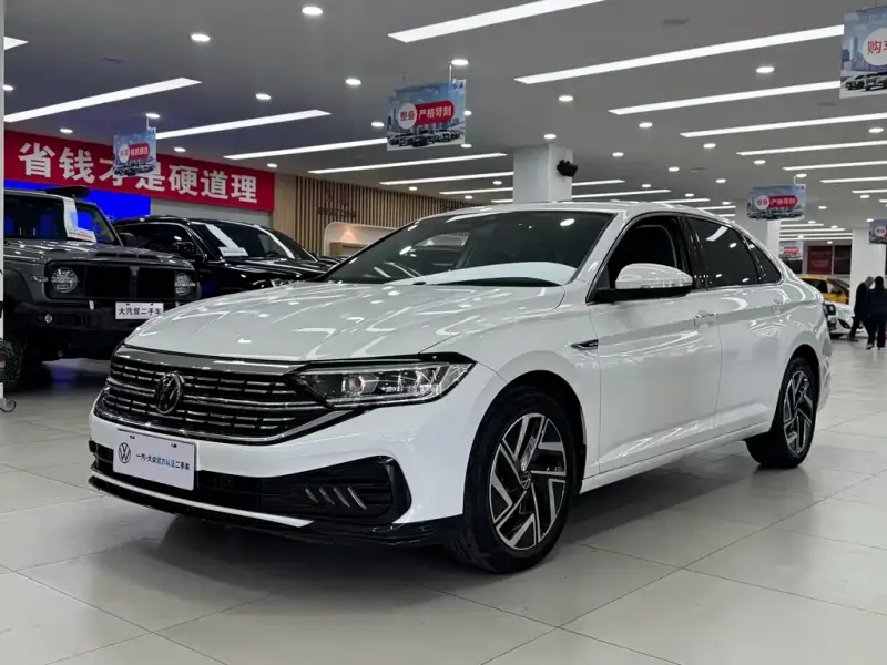 Volkswagen Sagitar, 2023