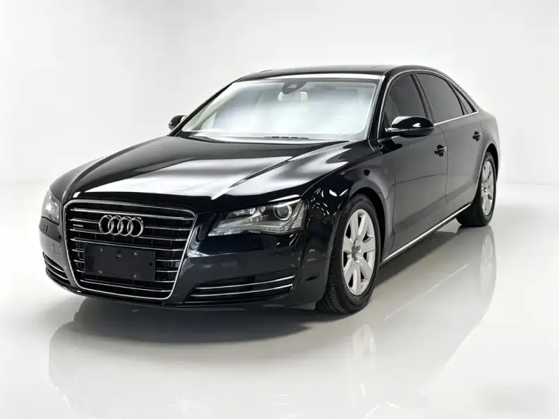 Audi A8, 2012